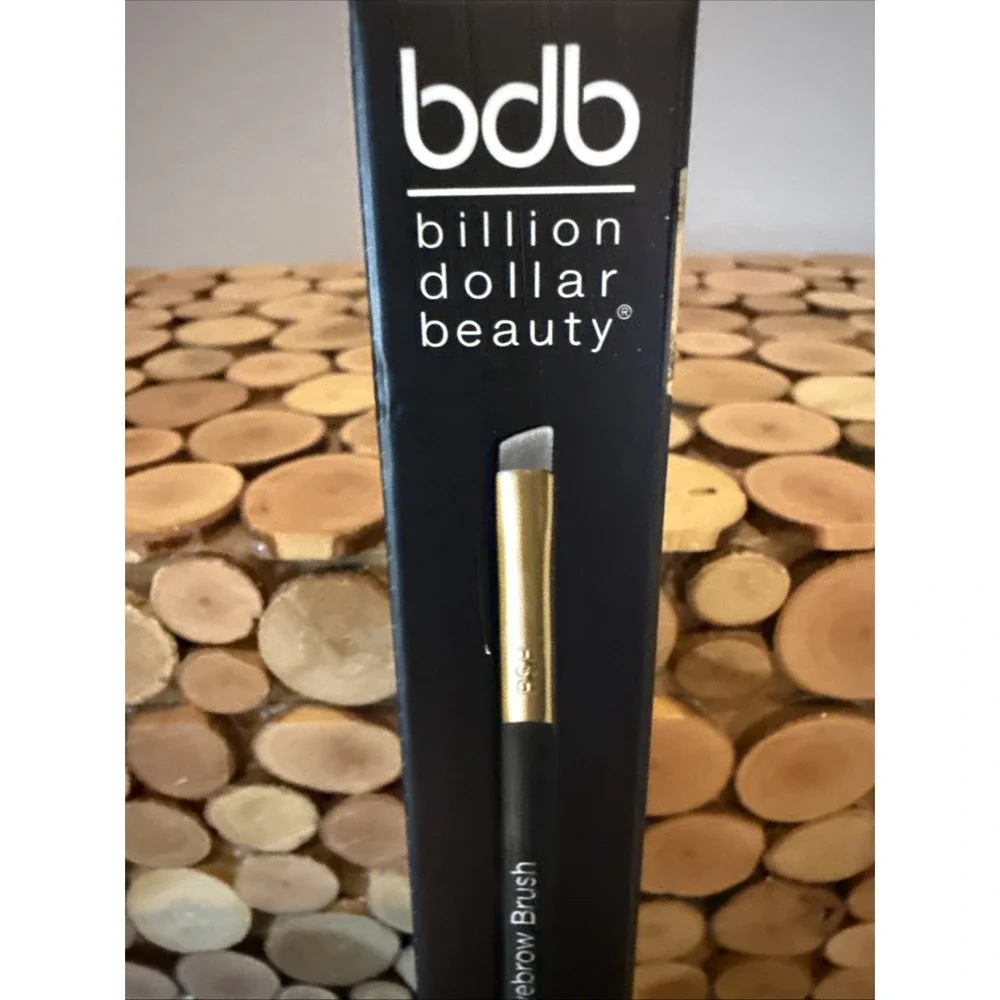 Billion‎ Dollar Beauty Brows Eyebrow Brush NIB